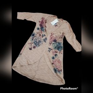 Stunning floral sweater wrap women size S